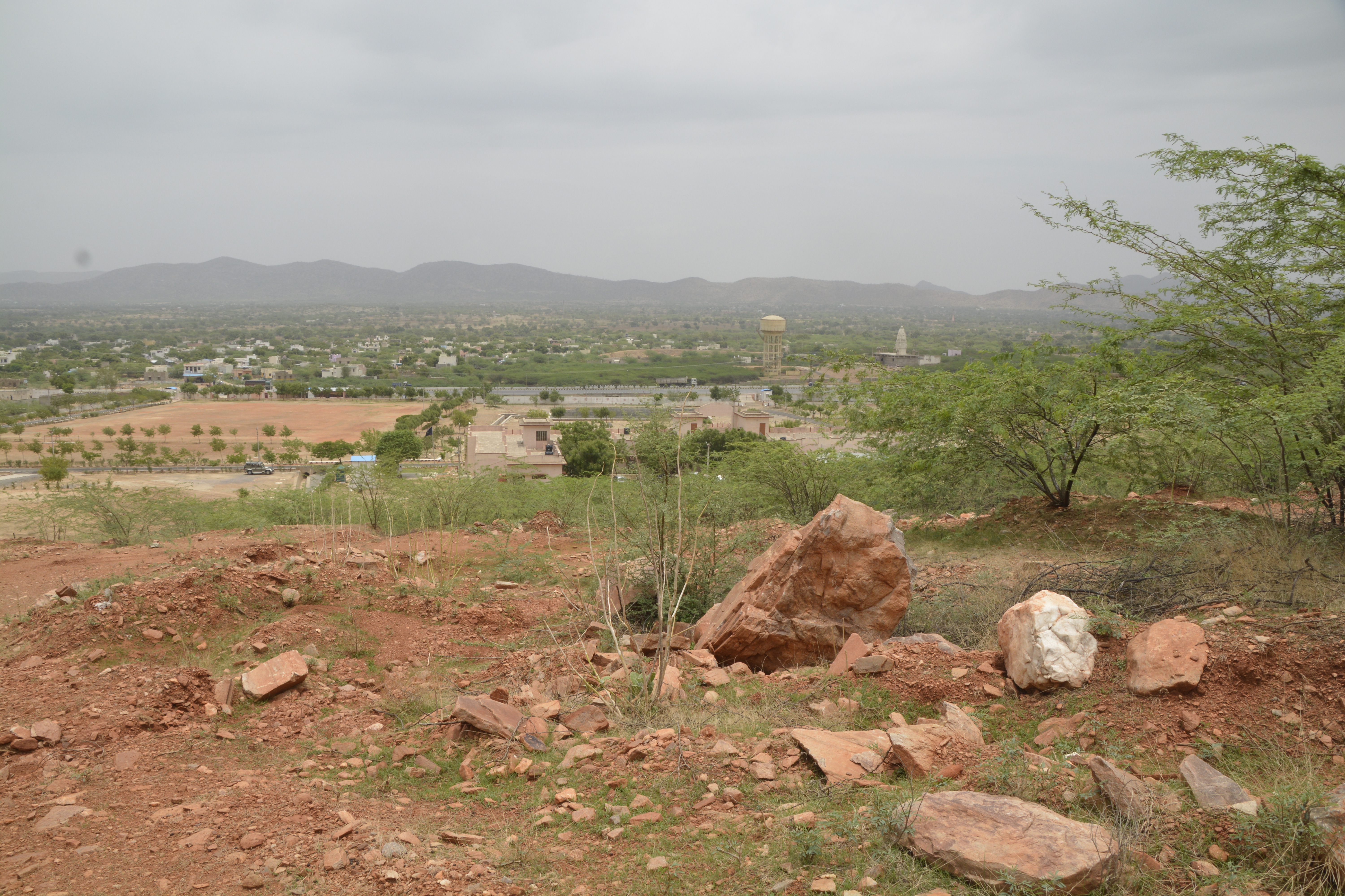 natural pond destroy in ajmer Save Water: खुद ही बर्बाद किया ये तालाब, वरना मिलता फायदा