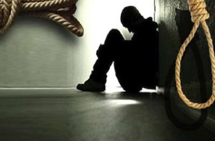 hanging suicide राजस्थान पुलिस के पूर्व इंस्पेक्टर ने फंदे से झूलकर दी जान, उत्कृष्ट कार्य करने पर हुए थे सम्मानित