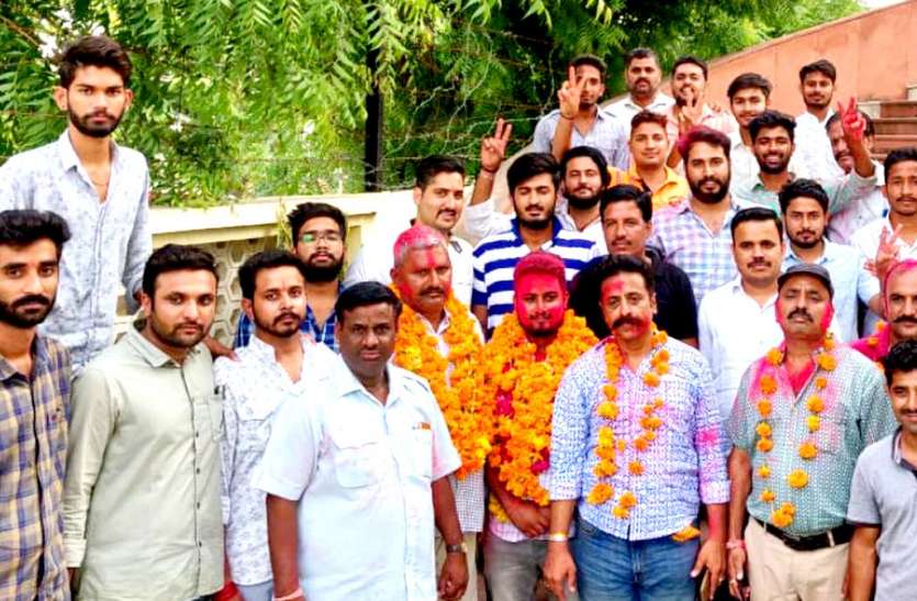 chandravir-singh-mewar-kshatriya-mahasabha-udaipur-city-president चंद्रवीर सिंह मेवाड़ क्षत्रिय महासभा संस्थान उदयपुर शहर अध्यक्ष