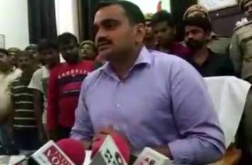 UP Police Arrested 7 accused with six Ashtadhatu idols श्री राम जानकी मंदिर से गायब 6 अष्टधातु मूर्तियों को पुलिस ने किया बरामद, शातिर चोर गिरफ्तार