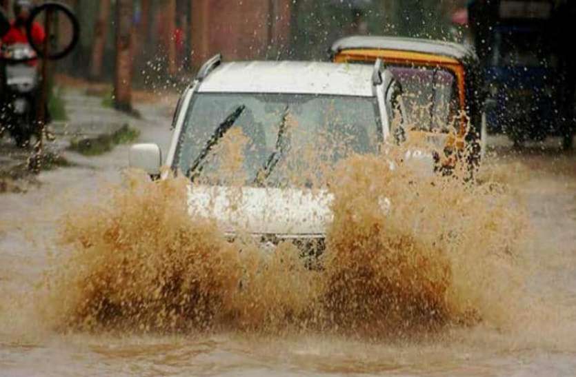 Natural Disaster बाढ़, भूकंप या किसी भी तरह की प्राकृतिक आपदा से वाहन को नुकसान होने पर ऐसे करें बीमा क्लेम