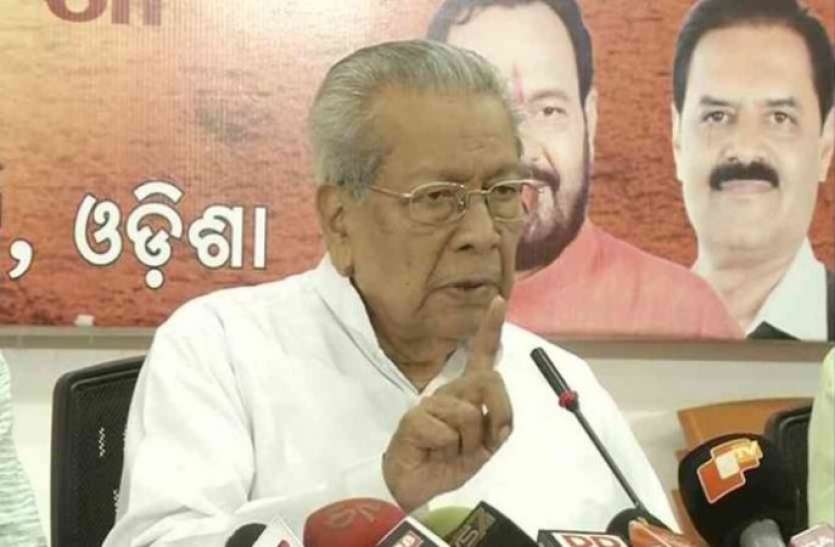 Biswa Bhusan Harichandan विश्व भूषण हरिचंदन बनाए गए आंध्र प्रदेश के नए राज्यपाल, राष्ट्रपति कोविंद ने दी मंजूरी