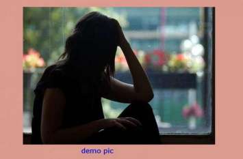 school girl molestation and kidnapping attempt case in mainpuri छेड़खानी के बाद छात्रा को अगवा करने की कोशिश कर रहे थे युवक, भीड़ ने दबोचकर की धुनाई, जानिए पूरा मामला!