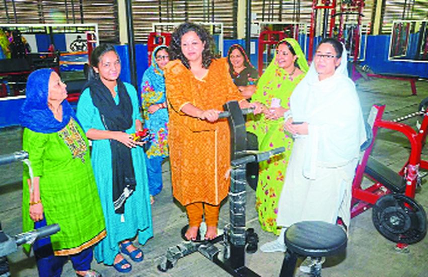 indore निगम ने आजाद नगर में खोला जिम, महिलाओं के लिए अलग समय