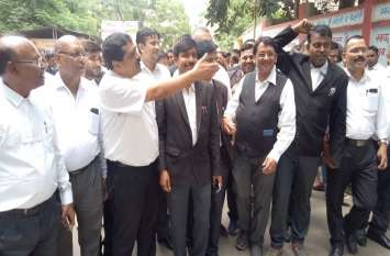 Richa Bharti Post: Bar Association Boycott The Richa Bharti Case Court रांची:कुरान बांटने की शर्त से वकीलों में गुस्सा, उठाया यह बड़ा कदम
