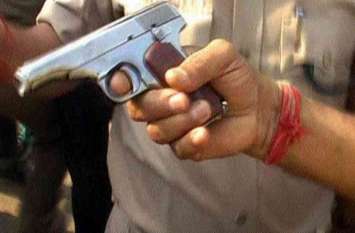 Two criminals gang fight in jaipur : firing in jaipur जयपुर में बदमाशों के दो गिरोह हुए आमने-सामने, फायरिंग के बाद फैली सनसनी