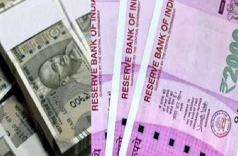 8.43 lakh recovered from vehicles at different places अलग-अलग जगहों पर वाहन जांच में 8.43 लाख बरामद