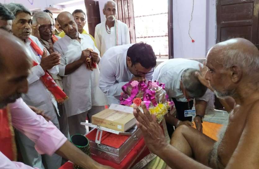 hindaun karauli news मुनि युधिष्ठिर सागर का हुआ चातुर्मास मंगल प्रवेश