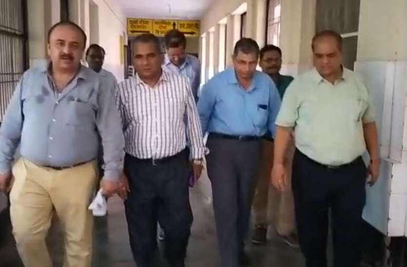 Hospital जिला अस्पताल में मरीजों को मिलेगी डायलेसिस की सुविधा, अपर निदेशक ने की शुरूआत