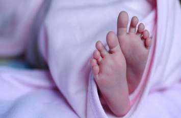 infant died after not admitted to icu for treatment स्वास्थ विभाग की बड़ी लापरवाही, समुचित इलाज के अभाव में नवजात की गई जान