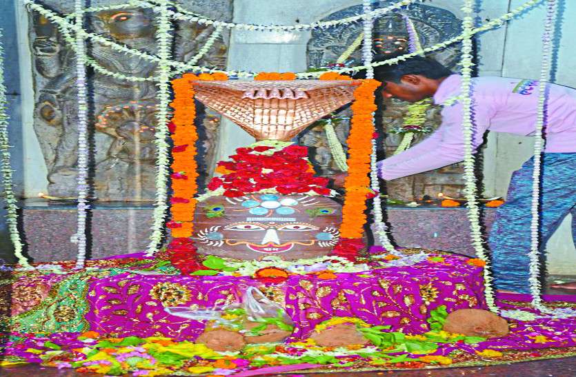 Hatkeshwar mahadev ghat सावन में इस मंदिर के दर्शन करने से मिलता है उज्जैन महाकाल जैसा लाभ, पढ़ें पूरा इतिहास