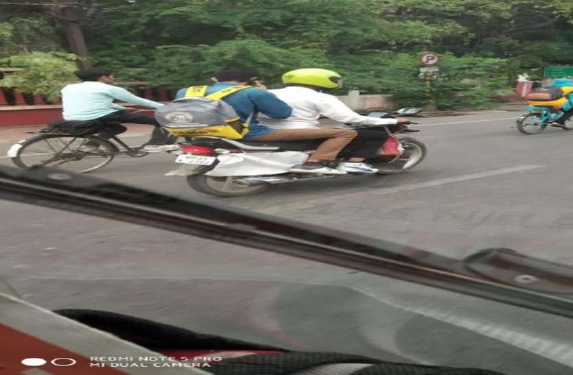 taxi बाइक टैक्सी रेपीडो को इसलिए किया प्रतिबंध