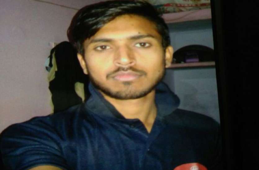 Alwar Accused Of Attack On Family Want To Blast House with Cylinder अलवर : अपने बच्चे, पत्नी और ससुर पर चाकू से हमला करने के बाद गैस सिलेण्डर से घर को उड़ाने की फिराक में था आरोपी