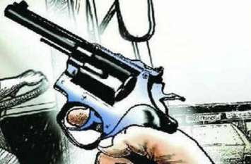 Farmer murder during irrigating the crop field यूपी: संभल में सिपाहियों की हत्या के बाद अब अमरोहा में किसान की गोली मारकर हत्या