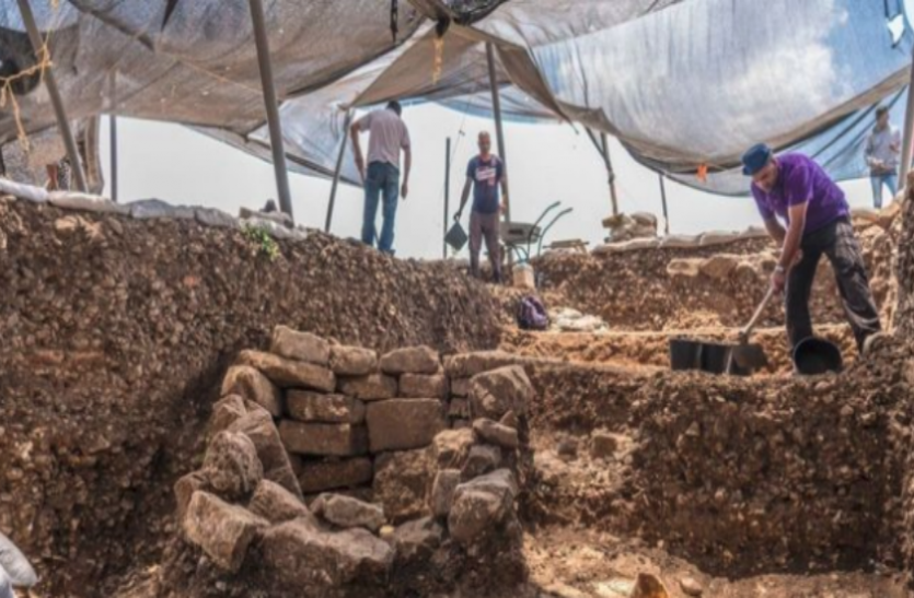 Village 9 हज़ार साल पहले गायब हुई बस्ती के मिले अवशेष, वैज्ञानिकों ने निकाली ये खास चीजें