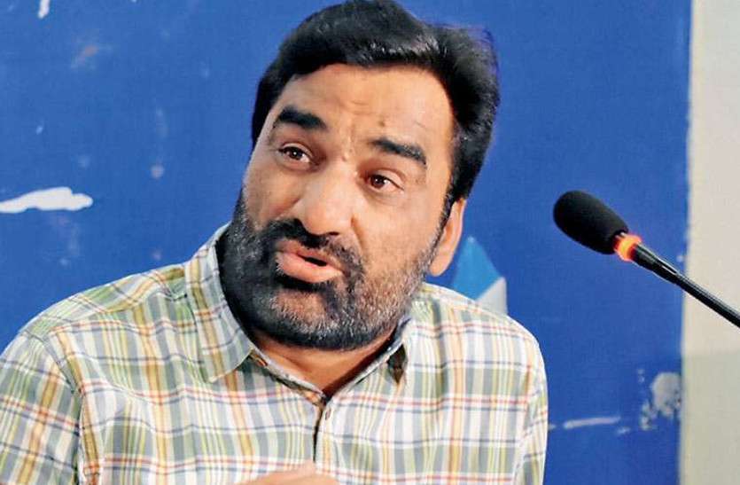 Hanuman Beniwal ई-सिगरेट पर पाबंदी को लेकर सांसद हनुमान बेनवाील ने कही बड़ी बात, पढि़ए पूरी खबर