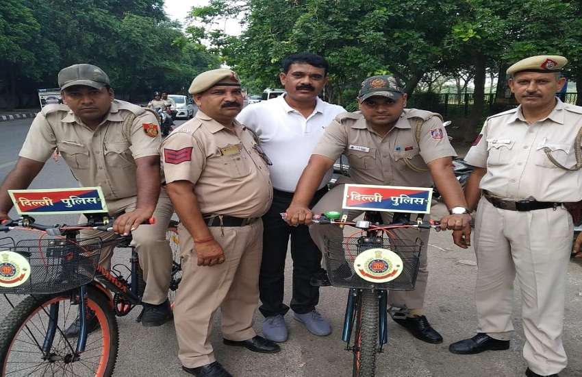 Delhi Police Cycling Petroling