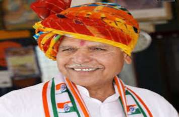 road accident news : singer prahlad tipanya injured in road accident road accident news : कबीर भजन गायक प्रहलाद टिपाणिया सड़क हादसे में हुए घायल