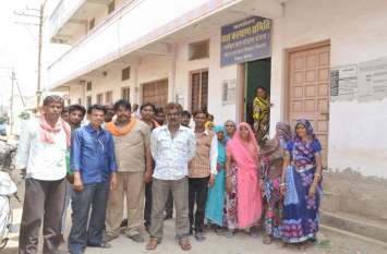 13-year-old girl assigned to the parents 13 वर्षीय बालिका को सौंपा जन्मदाता माता-पिता को