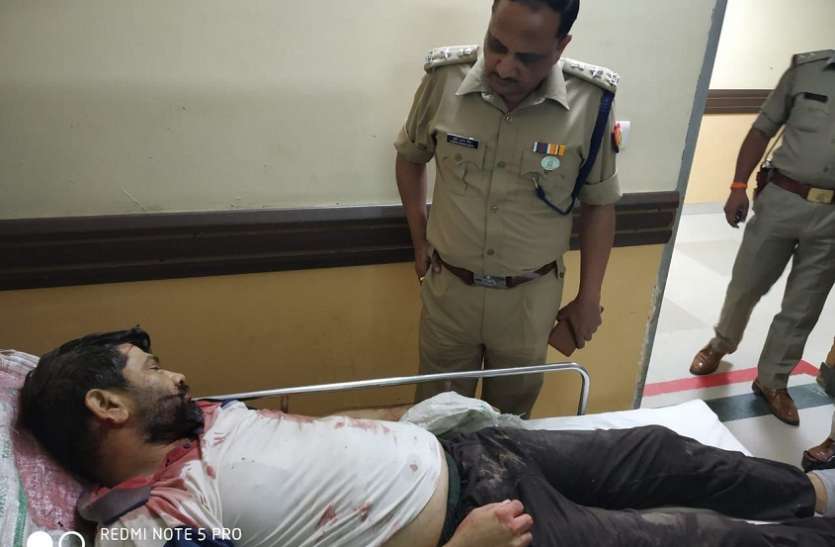 Ghaziabad Breaking: Sambhal में दो पुलिसवालों की हत्या के बाद Ghaziabad Police ने मार गिराया एक लाख का इनामी डकैत- देखें वीडियो