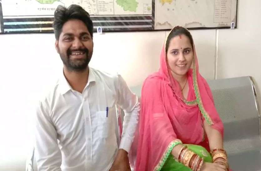 Love marriage, leader son, son bride, police security, dig, police, MP leader, Congress leader, deputy mayor एमपी के इस नेता पुत्र व बहू ने पुलिस से मांगी सुरक्षा