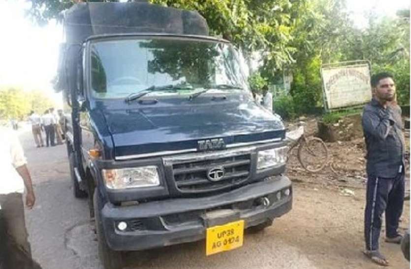 sambhal Sambhal: 24 बंदी और पांच पुलिसकर्मी, जानिए 10 मिनट में कैदी वैन से कैसे फरार हुए तीन बदमाश