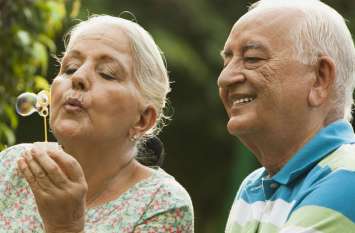 Orthopedic Dr subhash shalya tips to senior citizens utility news अगर आप 55 साल से अधिक उम्र के हैं, तो जरूर पढ़ें