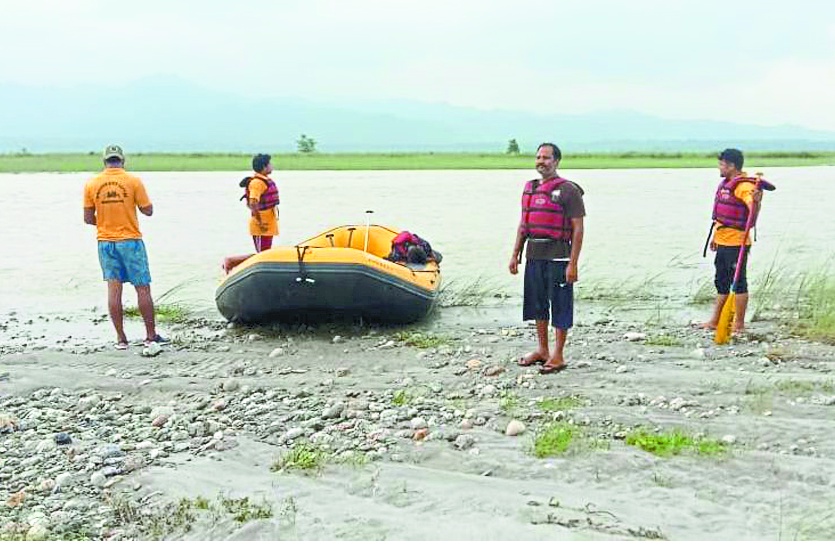 Teesta River Accident Teesta River Accident: भारतीय नौसेना ने संभाली रेस्क्यू की कमान, विशाखापट्टनम से मंगाए हाईटेक उपकरण