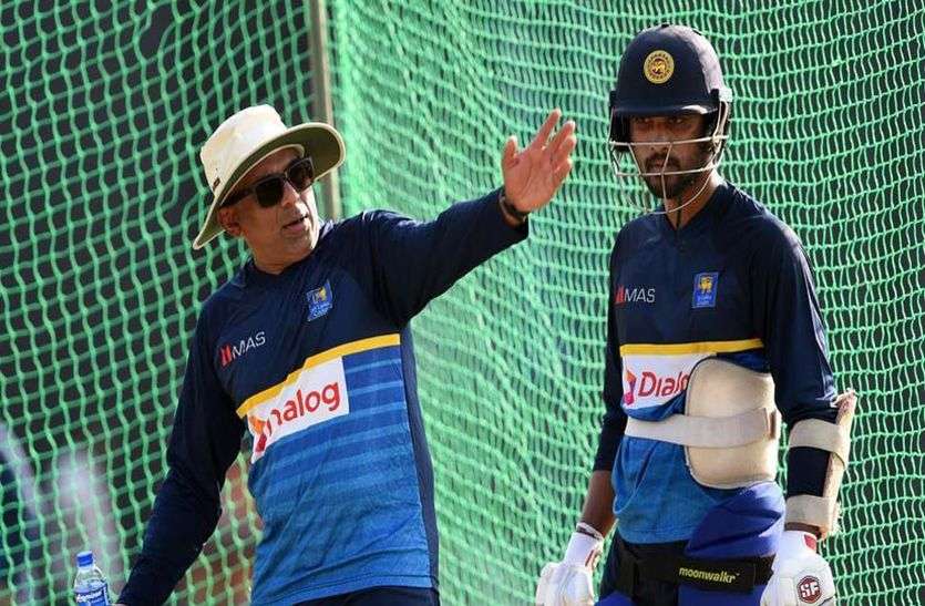 Chandika Hathurusingha खेल मंत्री ने श्रीलंका क्रिकेट टीम के कोच चंडिका हथुरूसिंघा को बर्खास्त करने का दिया आदेश