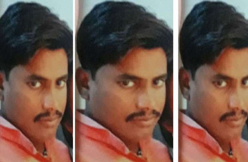 Burhanpur Constable Died, Doctor Beaten By Angry Policemen आरक्षक की मौत, पुलिसकर्मियों ने निजी अस्पताल में डॉक्टर को पीटा