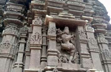 baijanth mandir badnawar हद दर्जे की लापरवाही...पुरातत्व विभाग नहीं दे रहा ध्यान, वर्षों पुराने मंदिर का हो रहा क्षरण