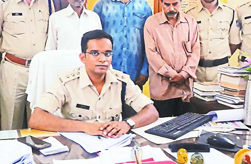 patrika निलंबित व्याख्याता बना सीएम सचिव, डीआईजी का माली बन गया पीए और एसआई बनकर रची जालसाजी की साजिश