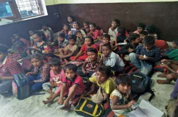 waste picking community alwar कचरा बीनने वाले बच्चों में डाल रहे शिक्षा के संस्कार