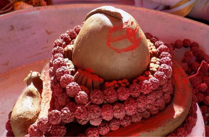 parthiv shivling pooja Sawan: सोमवार के दिन करें पार्थिव शिवलिंग की पूजा, रोग, भय और कष्टों से मिलेगी मुक्ति