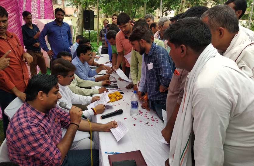sp विधायक बोले समस्याओं के निस्तारण में कोताही सहन नहीं
