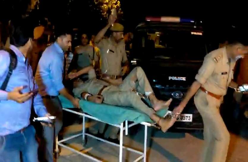 moradabad बड़ी खबर: सिपाहियों की हत्या कर फरार होने वाले ढाई लाख के एक इनामी को अमरोहा पुलिस ने मुठभेड़ में किया ढेर