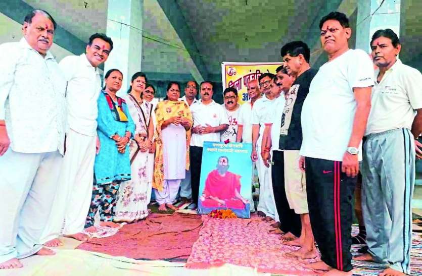patanjali yog society ‘बड़ी से बड़ी समस्या गुरु के मार्गदर्शन में हो जाती है हल’
