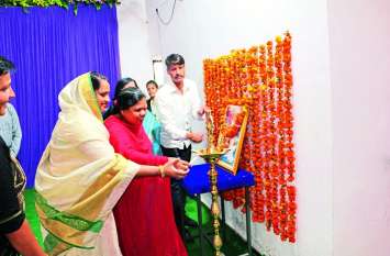 'Women also ahead in many task like men' ‘महिलाएं भी पुरुषों की तरह हर कार्य में हैं आगे’