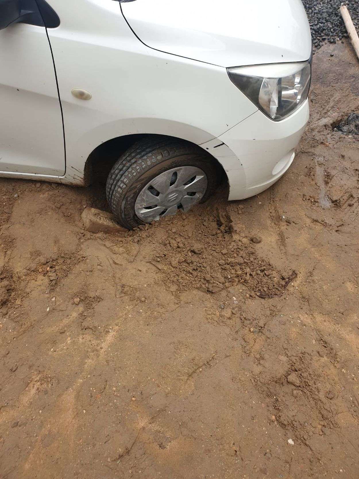 bikaner-roads-began-to-break