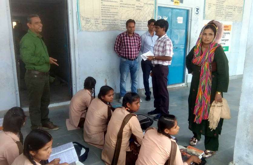 fertility-controversy-over-the-conduct-of-classes एक ही भवन में स्कूल व कॉलेज के संचालन से उपजा विवाद, एसडीएम ने हस्तक्षेप कर किया निस्तारण