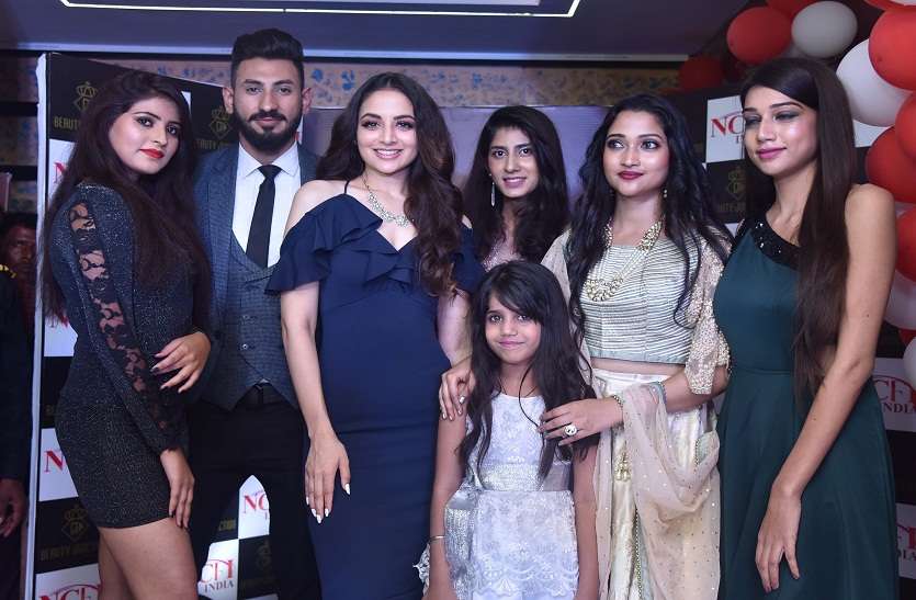 actress zoya afroz Joya Afroz : मेरी लाइफ में स्ट्रगल नाम का कोई शब्द नहीं