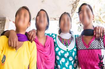 Four girl missing in Bemetara, Police launched search campaign स्कूल जाने निकली चार नाबालिग लड़कियां घर से भागी, आधी रात बंद कमरे में मिली लड़कों के साथ, परिजनों के उड़े होश