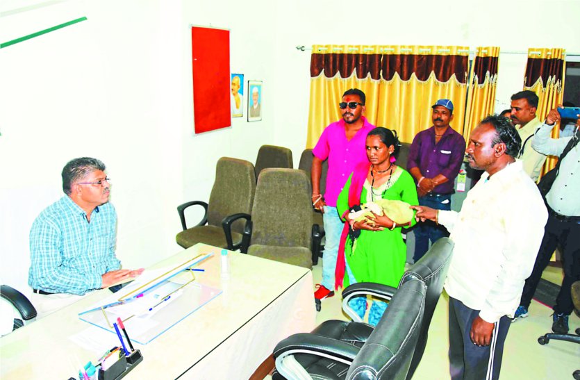 Negligence in Charak Hospital, रात में बताया स्वस्थ, सुबह मर गया बच्चा
