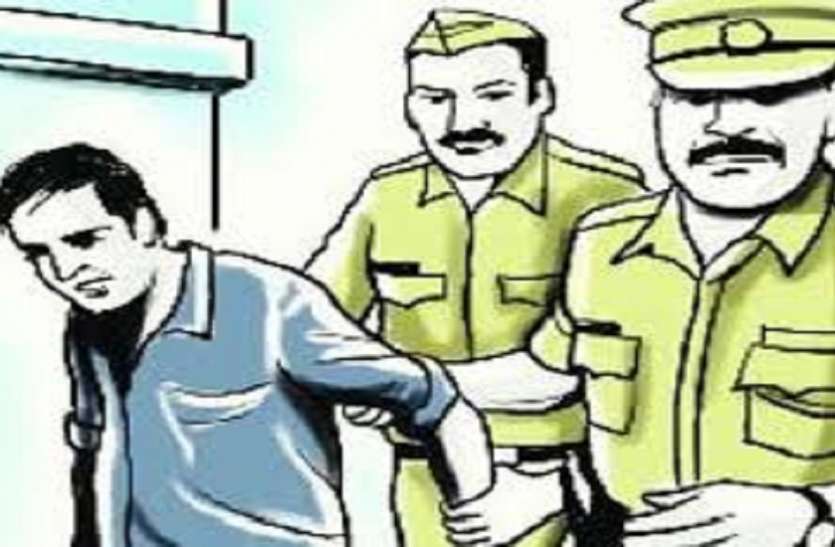 क्रिमिनल थाने से फरार हुआ शातिर अपराधी ,दरोगा सहित दो सिपाही सस्पेंड