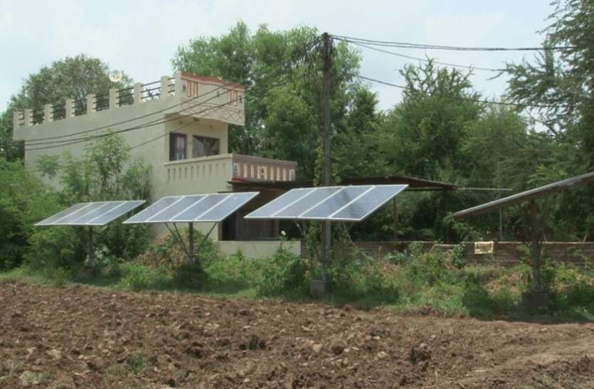 solar energy plants खेड़ा जिले के ढुंडी गांव के किसानों ने सौर ऊर्जा उत्पादन में दिखाई नई दिशा