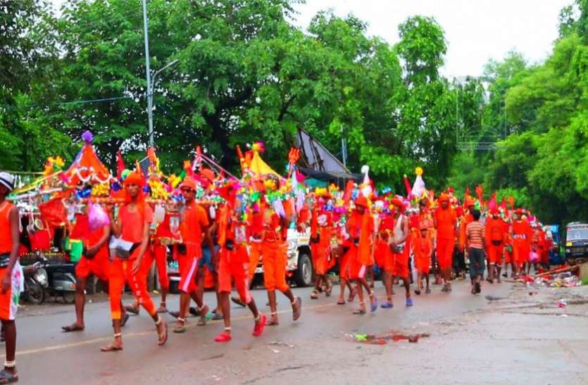 kanwar yatra Kanwar Yatra के चलते इनका होता है करोड़ों का नुकसान, फिर भी शिव भक्तों का रखते हैं पूरा ख्याल
