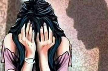 husband didn't help while wife raped by his brother जेठ, देवर ने लूटी घर की अस्मत बेवफ़ा पति ने भी नहीं दिया साथ...