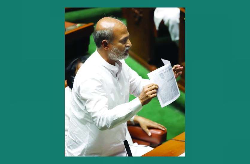 politics पर्यटन मंत्री के बयान पर सदन में मचा हंगामा
