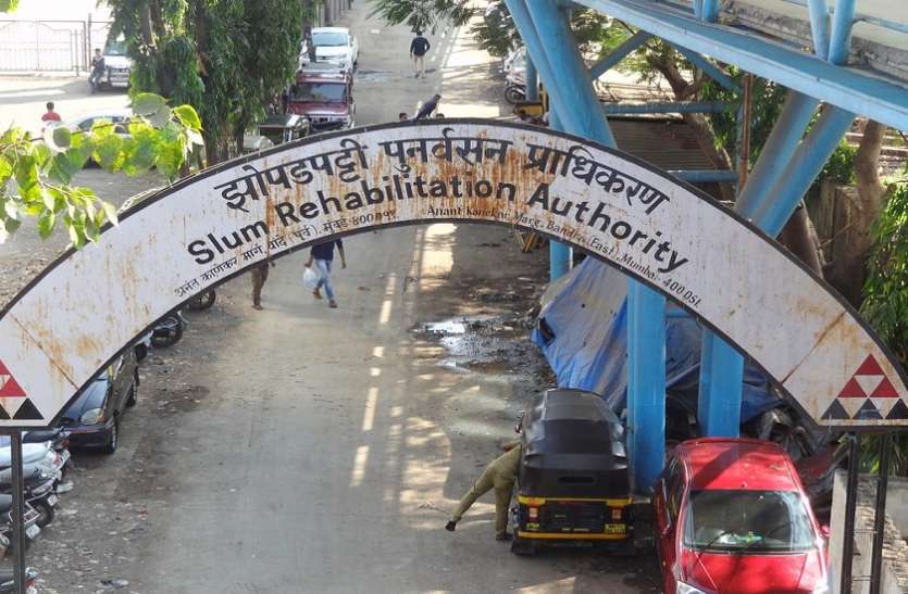 Patrika Pic SRA में धांधली, विकास के नाम पर हटाये गए टेनेंट्स को नहीं मिल रहा है किराया...