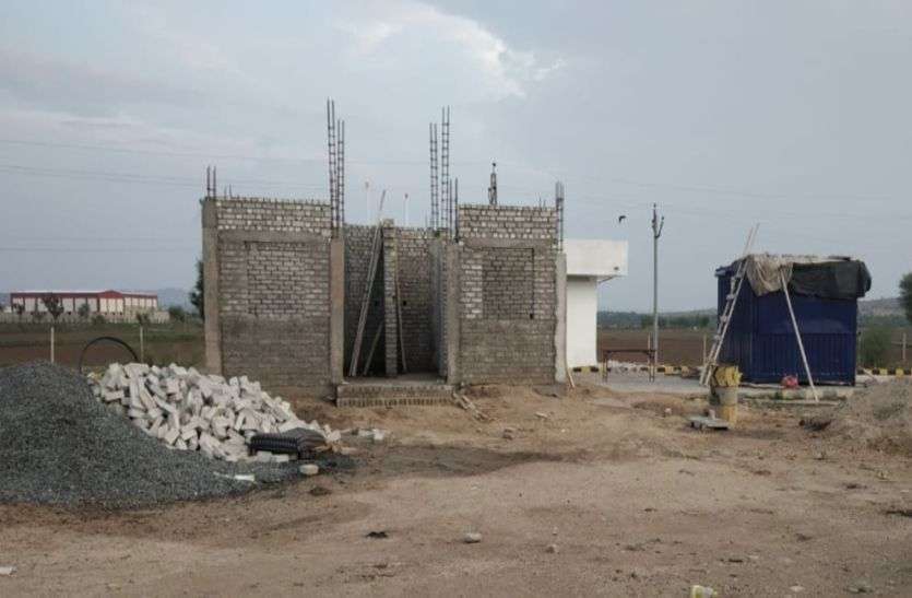 Beawer pindwara forelane in pali rajsthan अब हाइवे पर मिलेगी आपको शौचालय की सुविधा